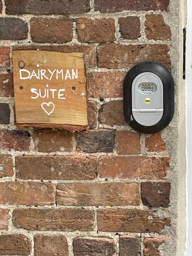 The Dairyman Suite Dorchester Exterior photo